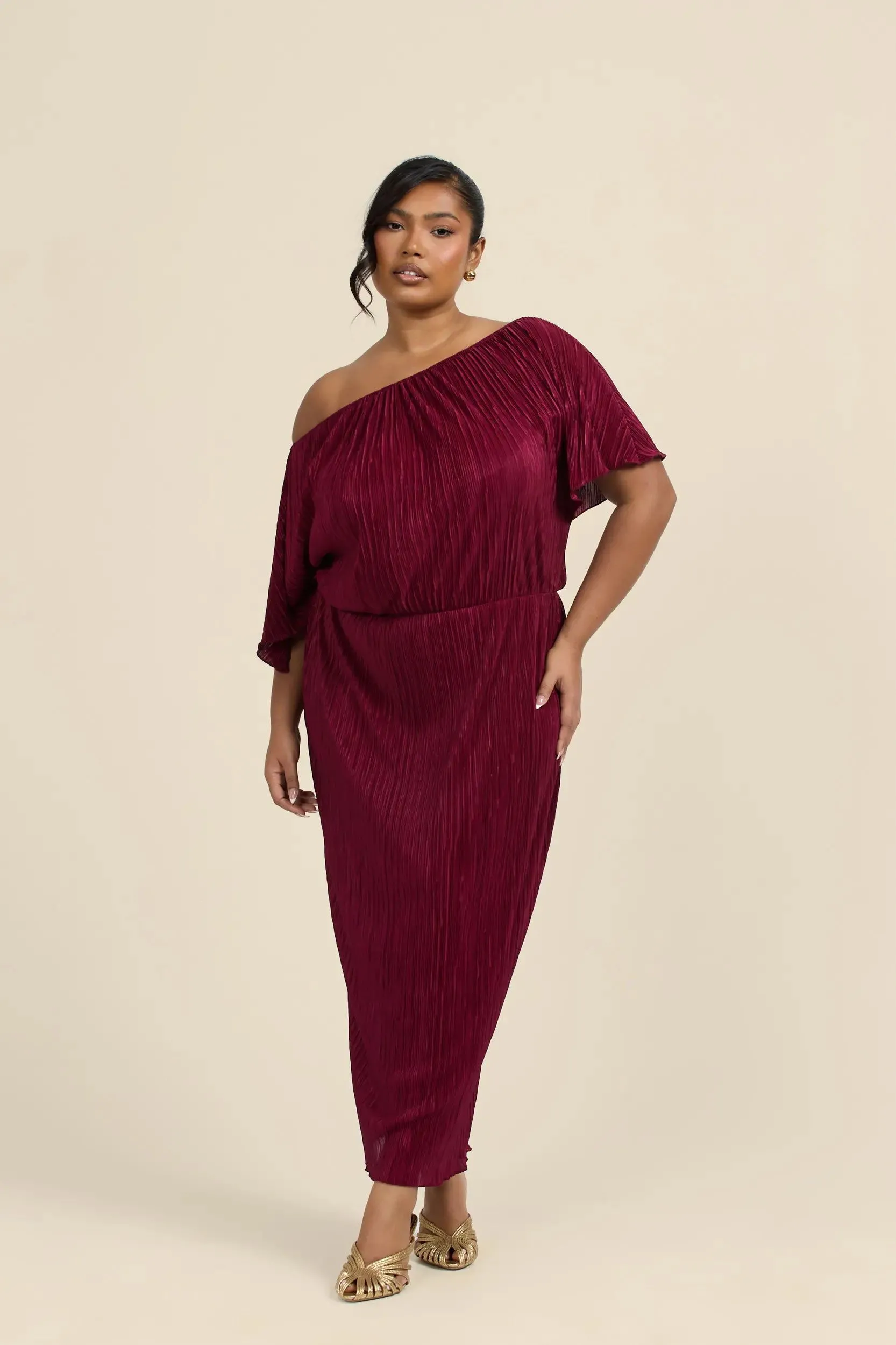 Curve Plisse Drop Shoulder Midaxi Dress In Burgundy