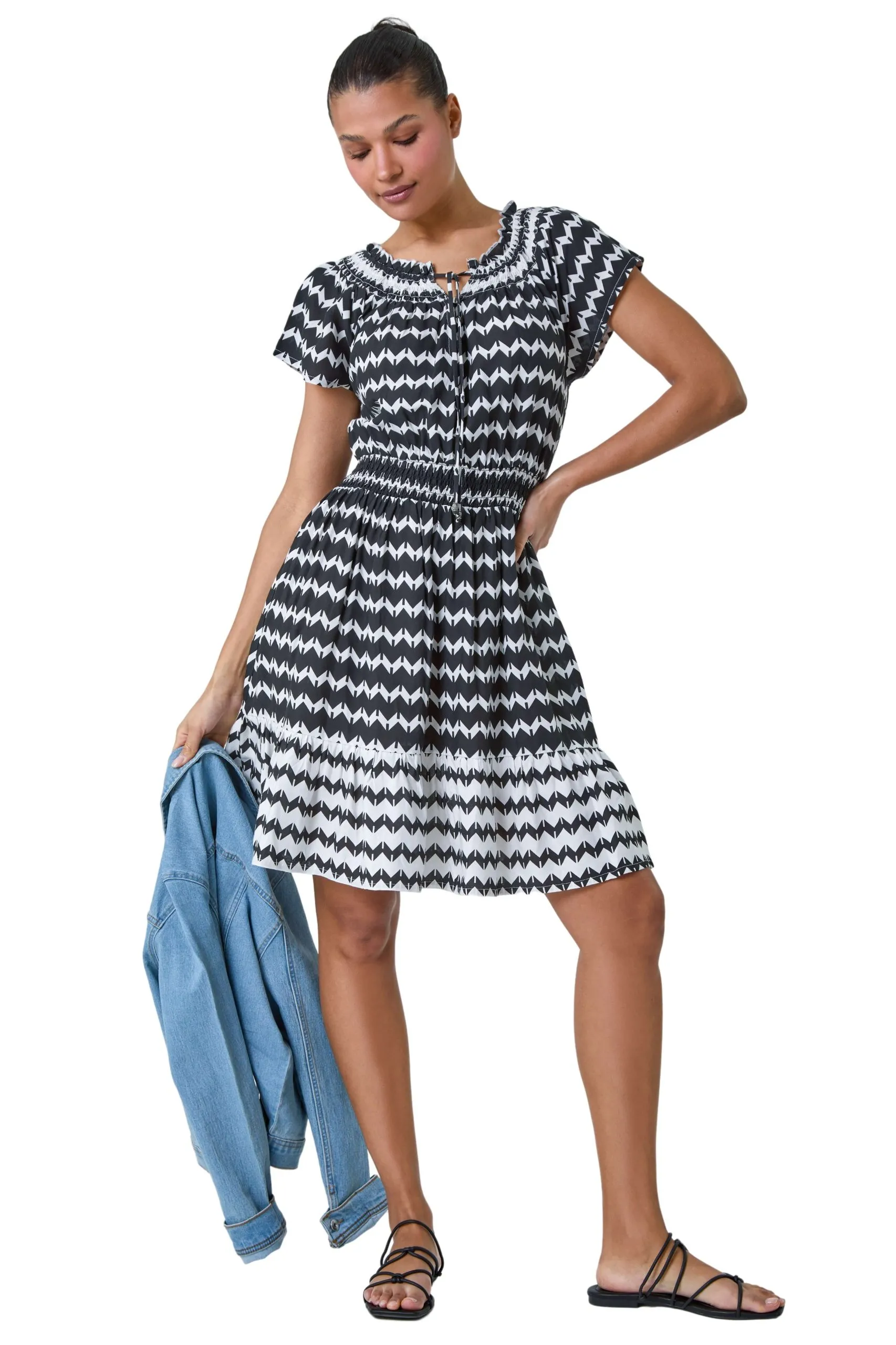 Zig Zag Border Print Shirred Dress