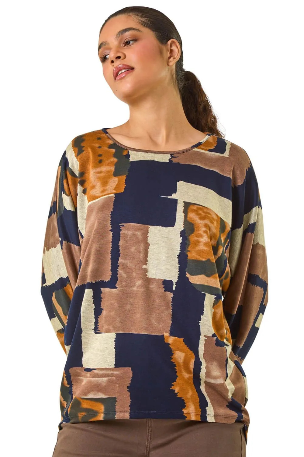Abstract Print Contrast Hem Stretch Top