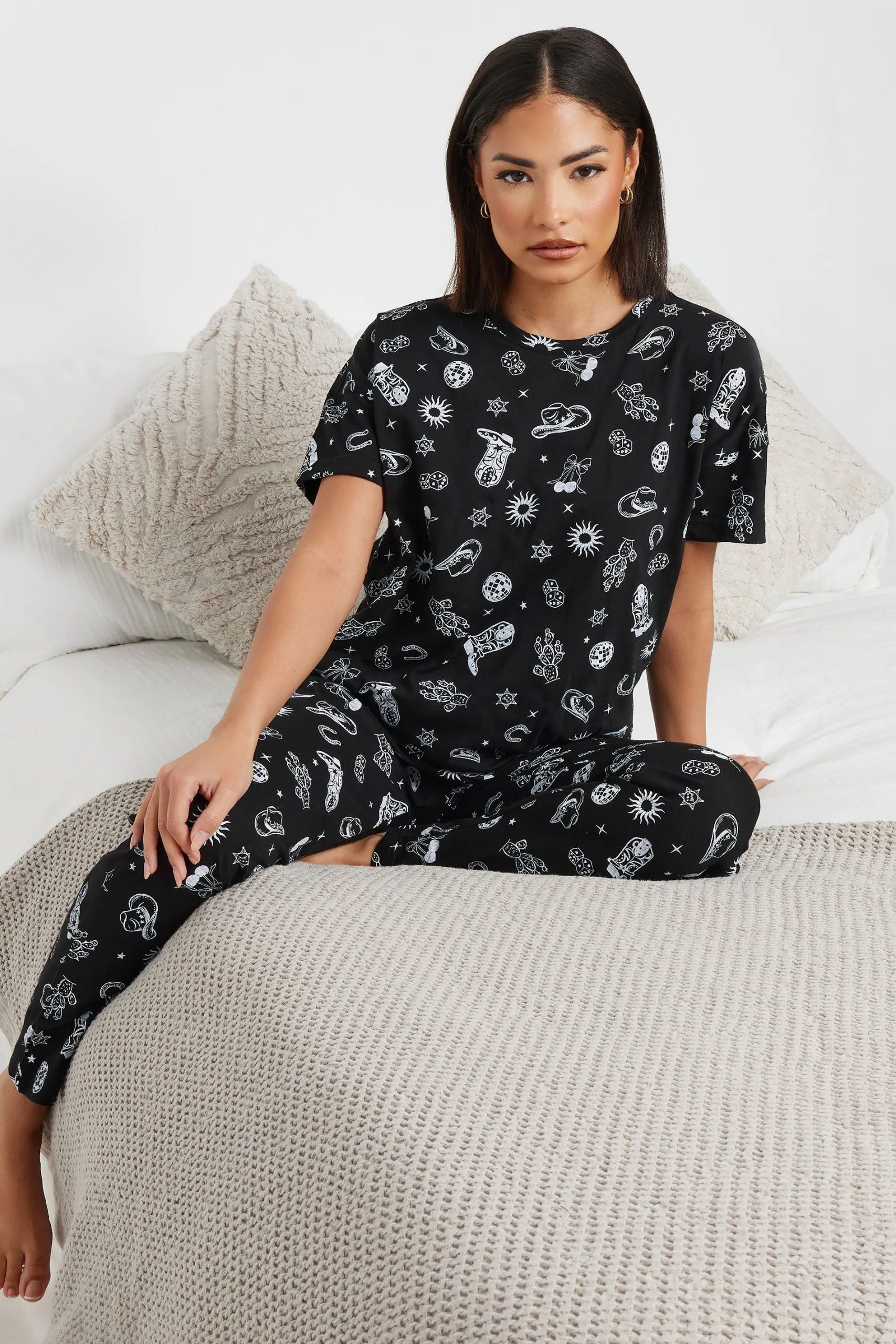 Petite Cowboy Graphic Pyjama Set