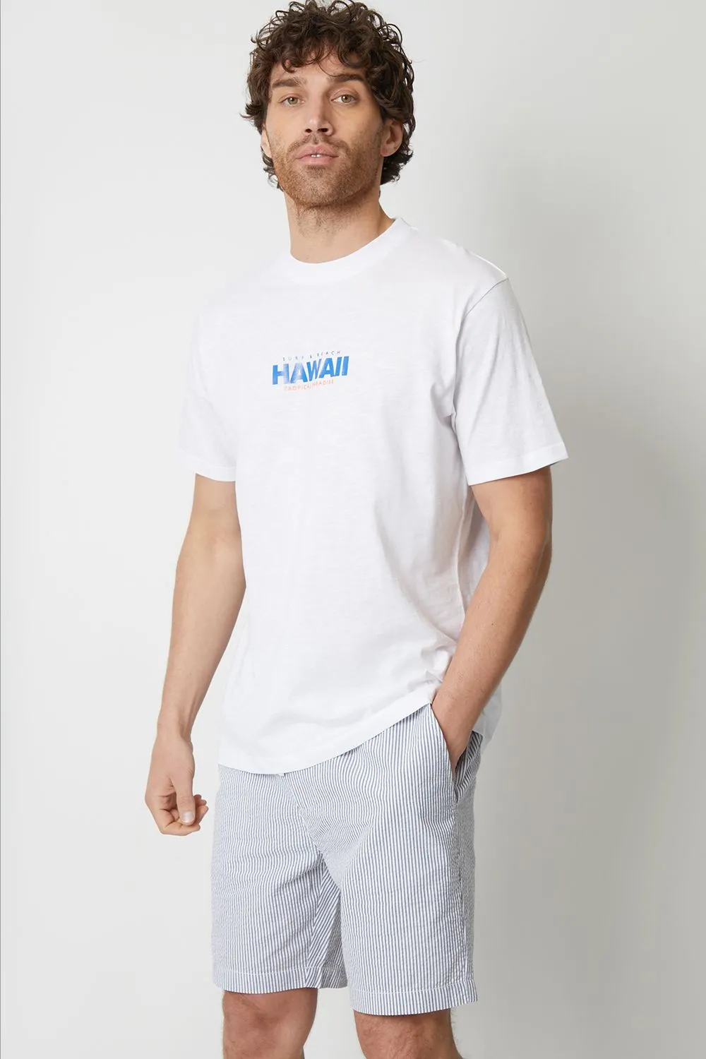 'Cinco’ Elasticated Waist Seersucker Cotton Shorts